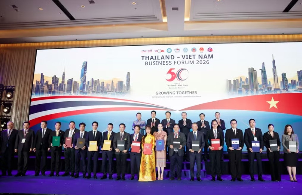 sun group, central pattana sign strategic partnership for next-generation retail picture 1