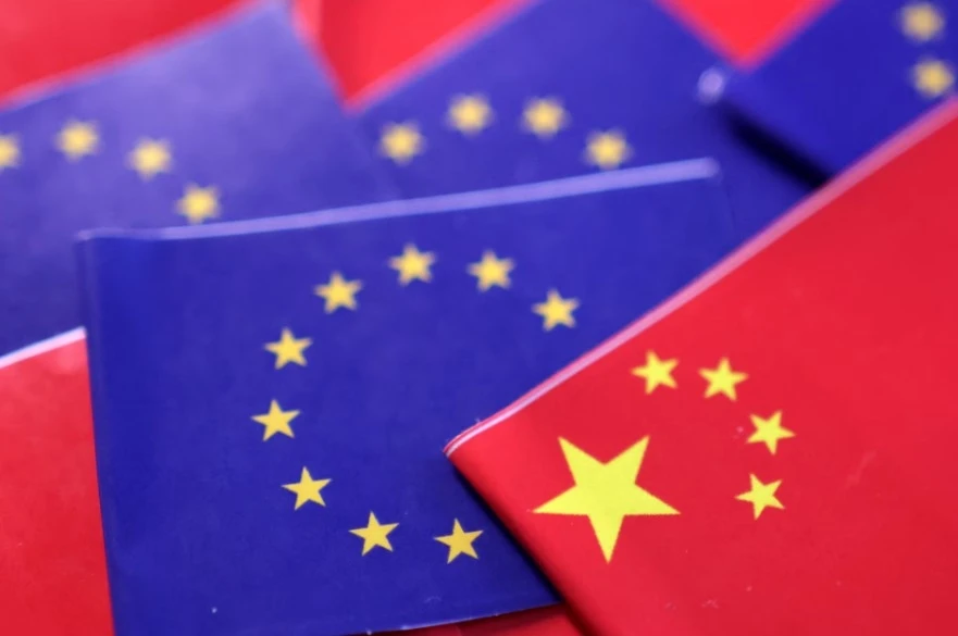 trung quoc keu goi eu giai quyet bat dong thong qua doi thoai hinh anh 1