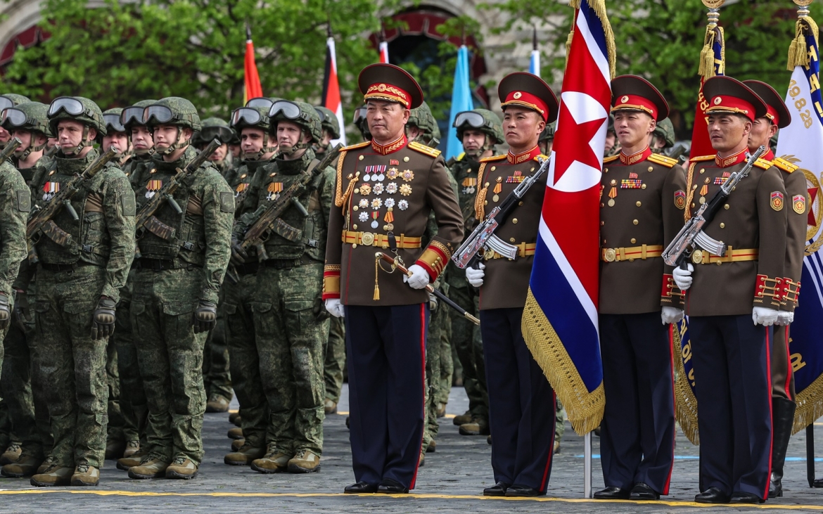 nhat ban va han quoc doi theo tung dong thai cua trieu tien hinh anh 1