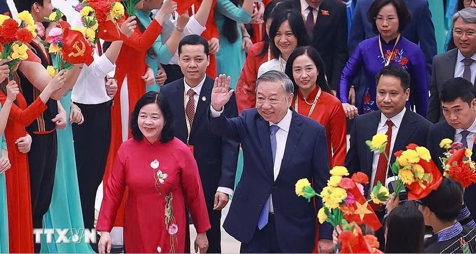 party and state leaders attend 11th national congress of vietnam fatherland front picture 1