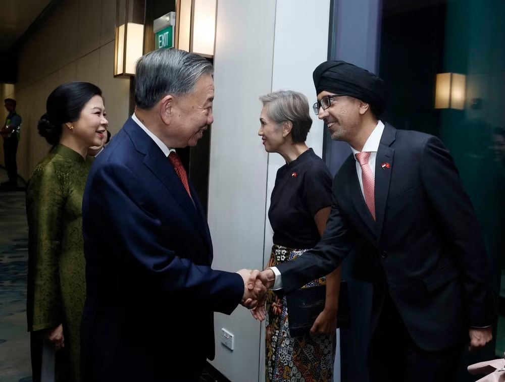 top leader begins singapore visit, to deliver keynote at shangri-la dialogue picture 1