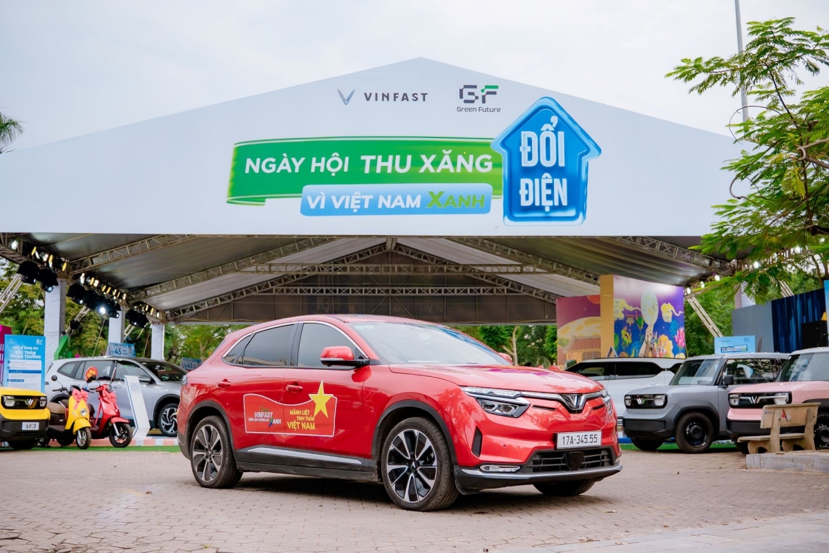 vinfast ban ra 24.774 xe o to dien trong thang 4 - dan dau thi truong viet nam hinh anh 1