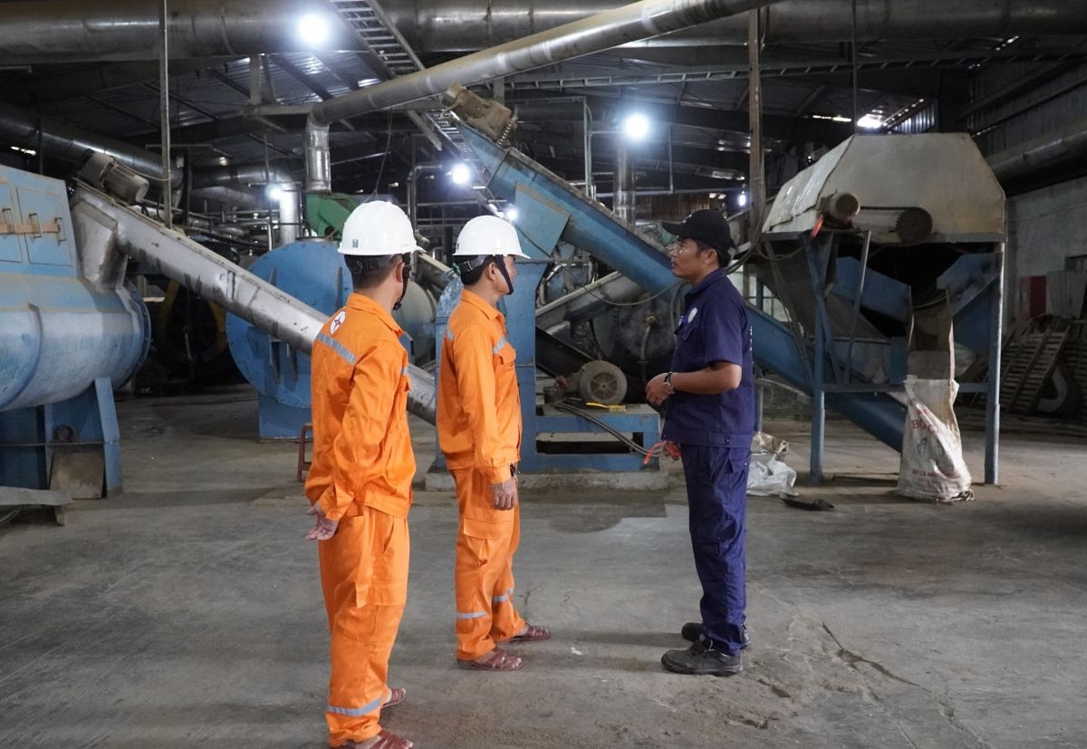 evncpc tang cuong giai phap tiet kiem dien mua nang nong 2026 hinh anh 3