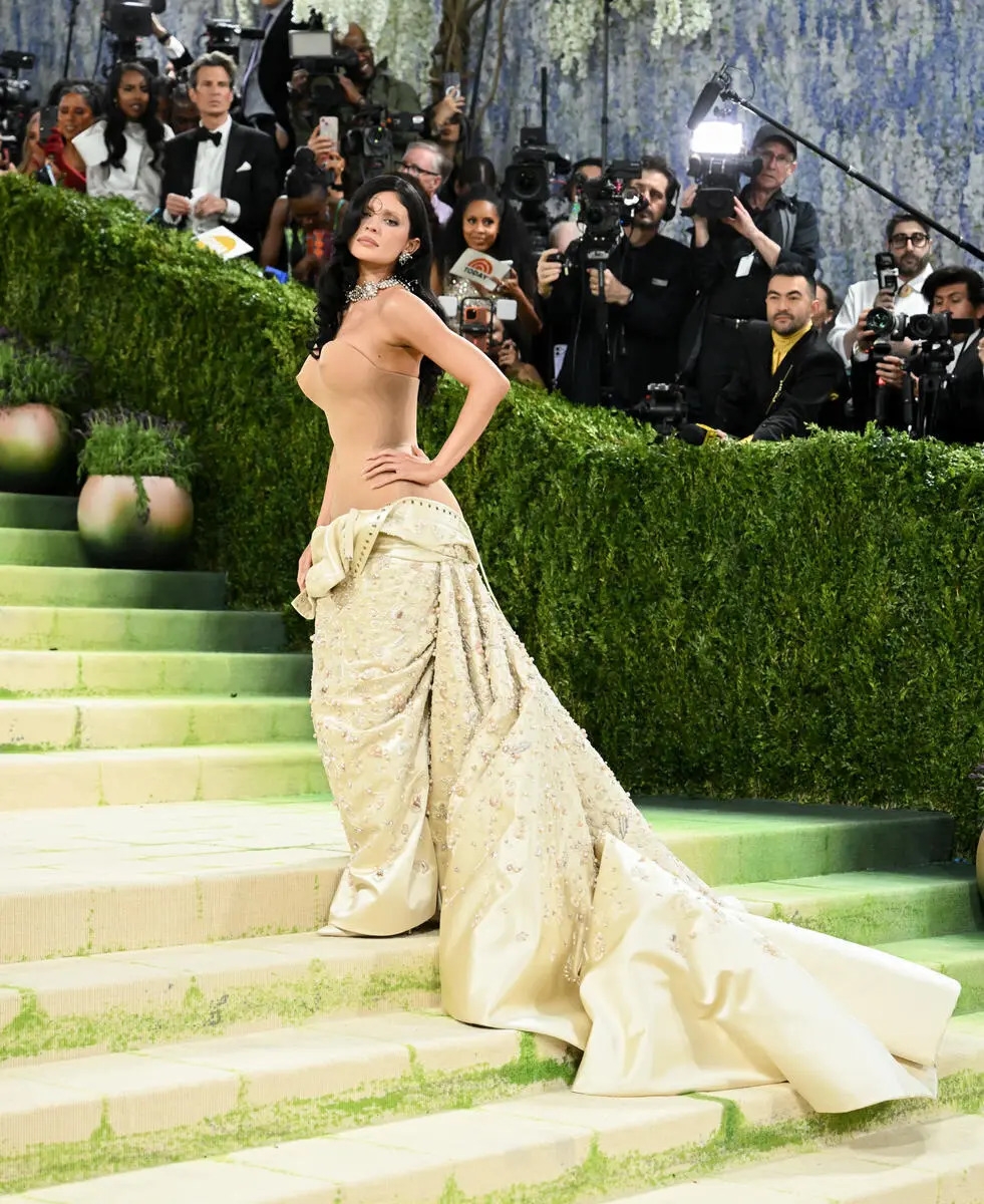 blackpink do sac dan my nhan quoc te tai met gala 2026 hinh anh 5