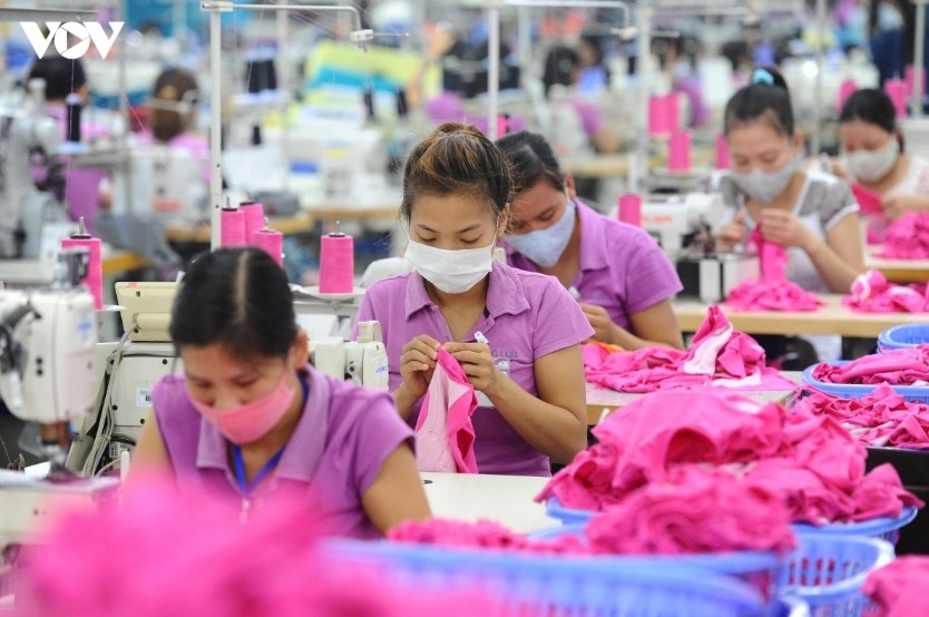 ai creates opportunities for breakthrough while raising fears of labour displacement picture 2