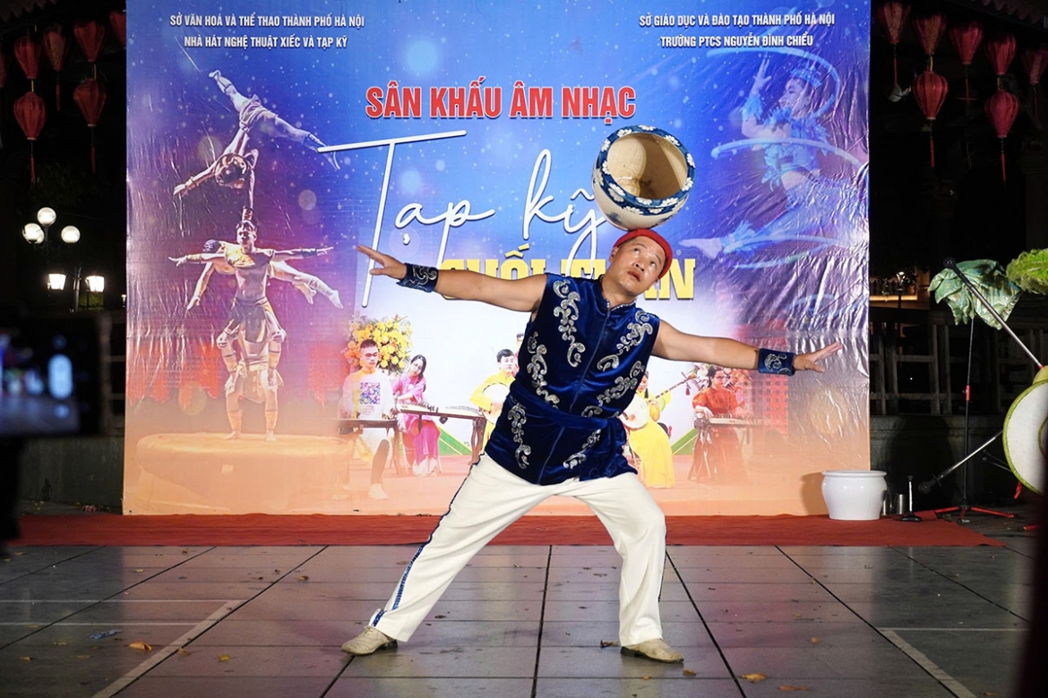 Am nhac cong dong, nghe thuat duong pho cham toi cam xuc cong chung hinh anh 2