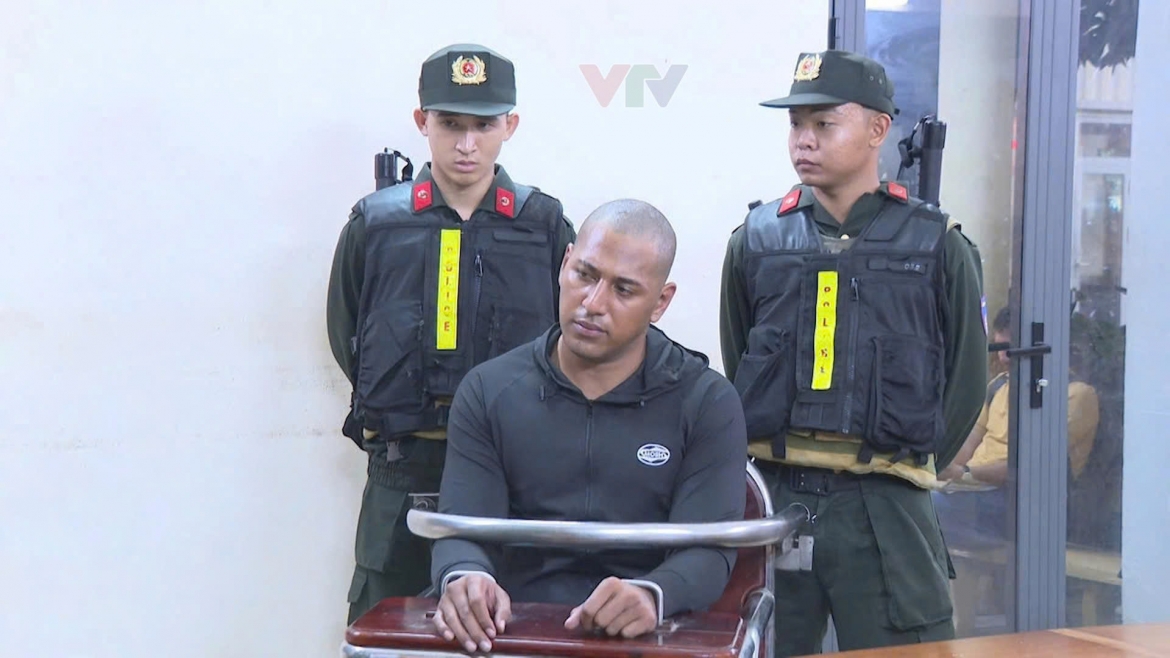 vu no sung o tp.hcm hai nghi pham khuyen hay bo y dinh pham toi khi den viet nam hinh anh 1