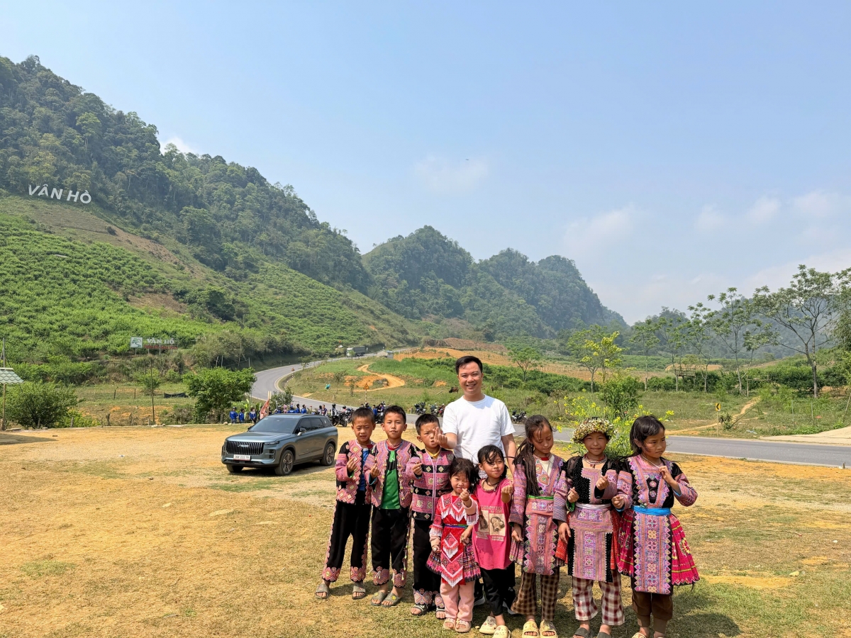 tiet kiem, van hanh em ai jaecoo j7 shs-p chinh phuc khach hang viet ra sao hinh anh 2