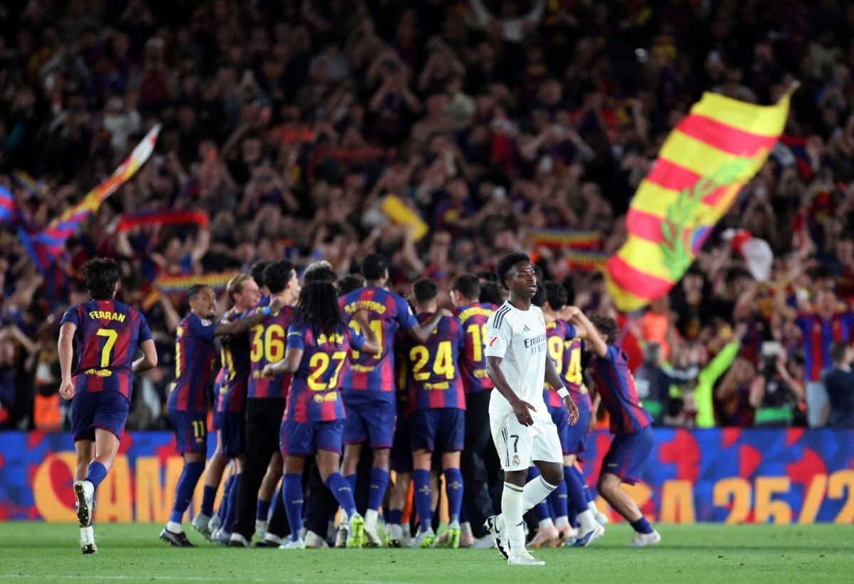 barca vo dich la liga loat thong ke khung va co hoi di vao lich su hinh anh 3