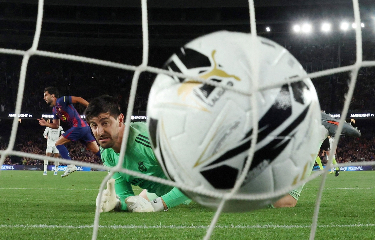 barca vo dich la liga loat thong ke khung va co hoi di vao lich su hinh anh 2