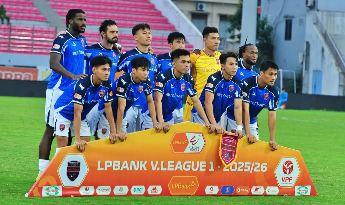 bat ngo cai ten roi vao vong xoay tru hang v-league 2025 2026 hinh anh 1