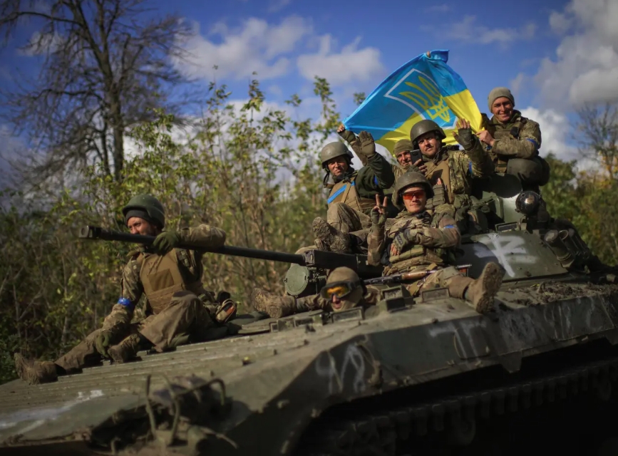 cuoc chien sinh ton cua binh sy ukraine trong vung tieu diet o donbass hinh anh 1