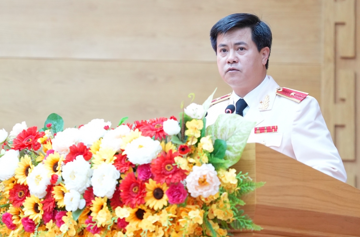bo truong luong tam quang du le cong bo thanh lap cong an thanh pho Dong nai hinh anh 2