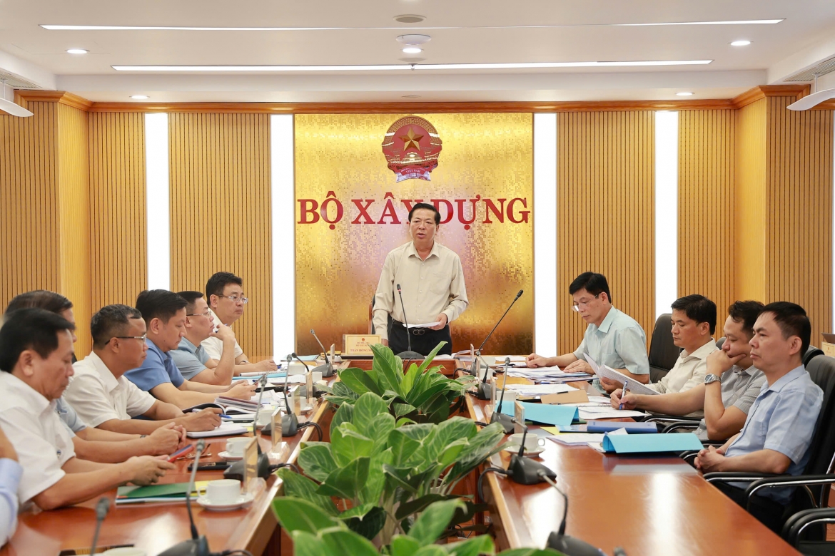 bo truong bo xay dung doc thuc cac tinh dau tu du an cao toc pleiku - gia nghia hinh anh 1