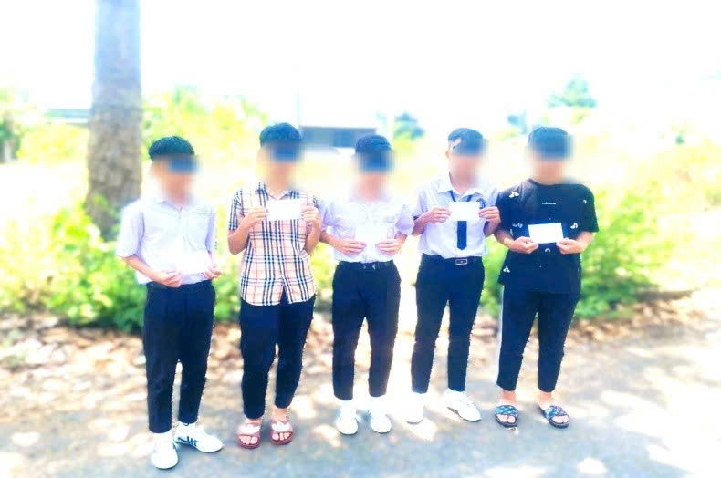 khoi to nhom thanh thieu nien dung hung khi de doa cuop tai san nguoi khac hinh anh 1