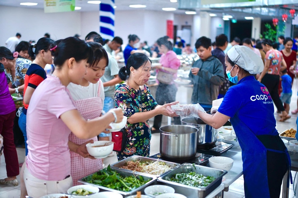 saigon co.op khoi dong le hoi mua he, tung uu dai lon cho nhom hang giai nhiet hinh anh 6