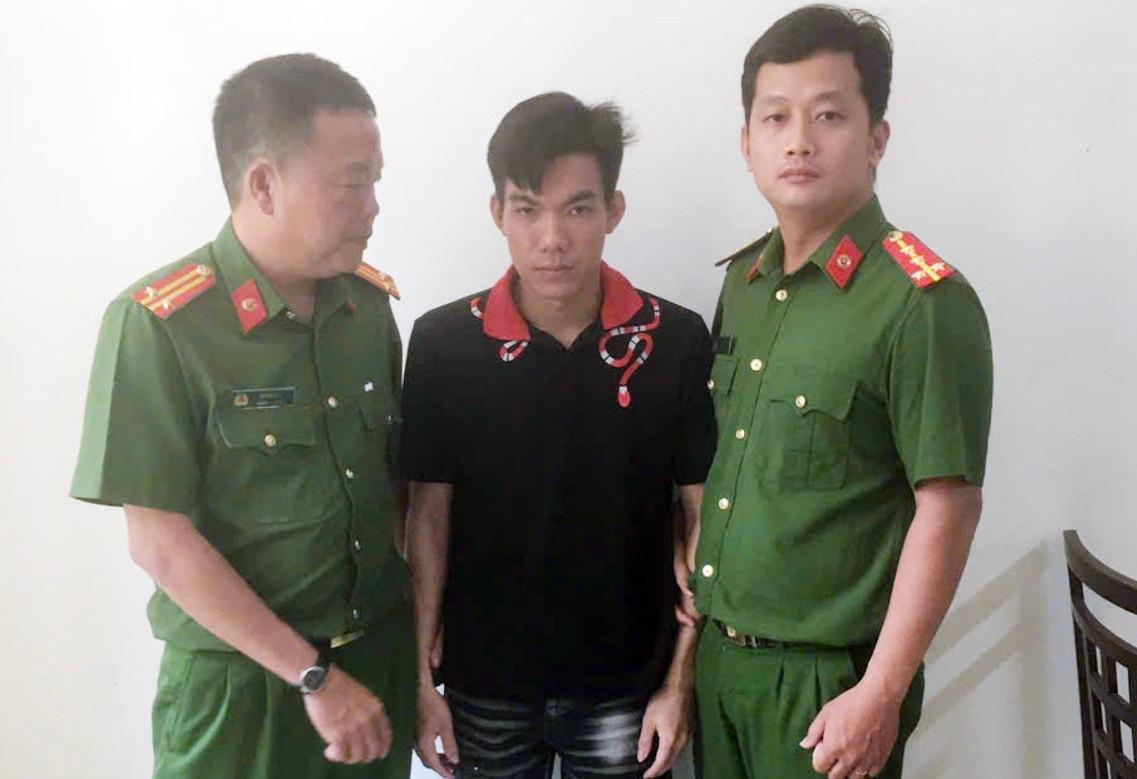 bat nghi pham chem dut lia co tay doi thu roi bo tron o can tho hinh anh 1