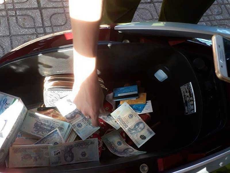 nhung vat dung khong nen de trong cop xe hinh anh 2