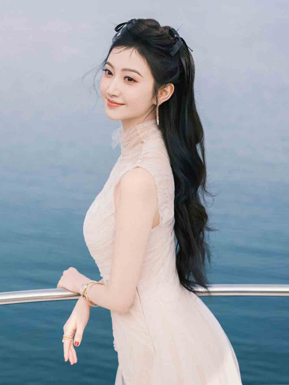 thuc hu my nhan canh Diem quyt tien, mang thai ho bat hop phap hinh anh 6