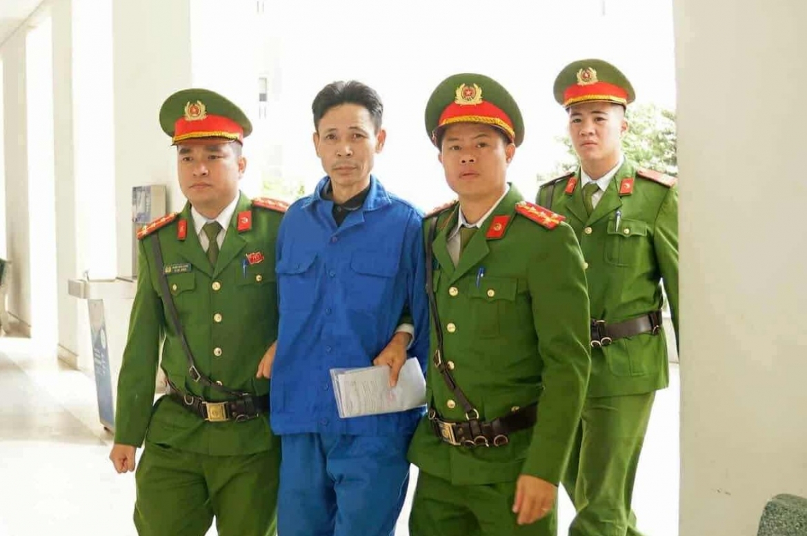 tuyen an tu hinh ke dot quan cafe hat cho nhau nghe khien 11 nguoi tu vong hinh anh 1