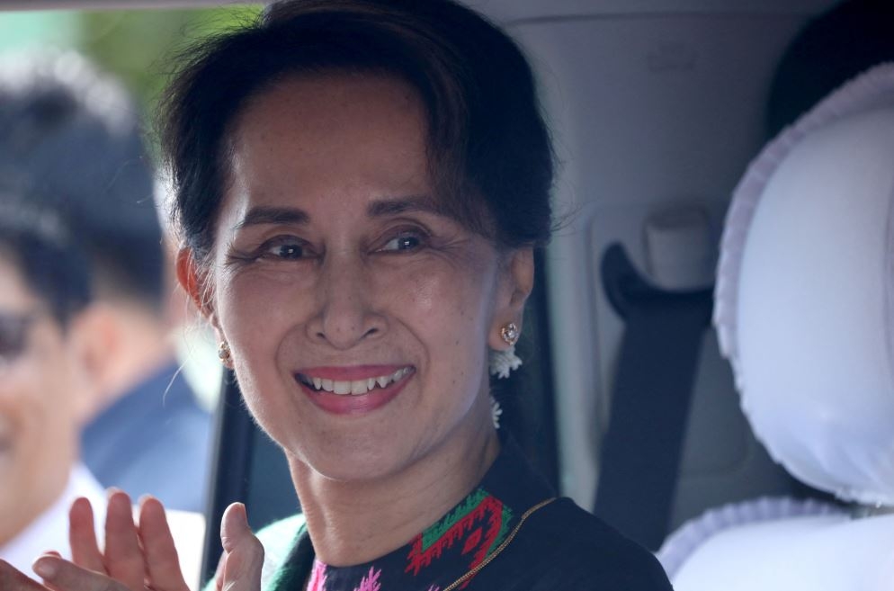 myanmar ap dung quan che tai gia doi voi ba aung san suu kyi hinh anh 1