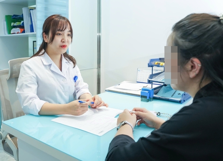 bi cat 2 voi trung o tuoi 21 vi tuong dau bung chi la do viem phu khoa hinh anh 1