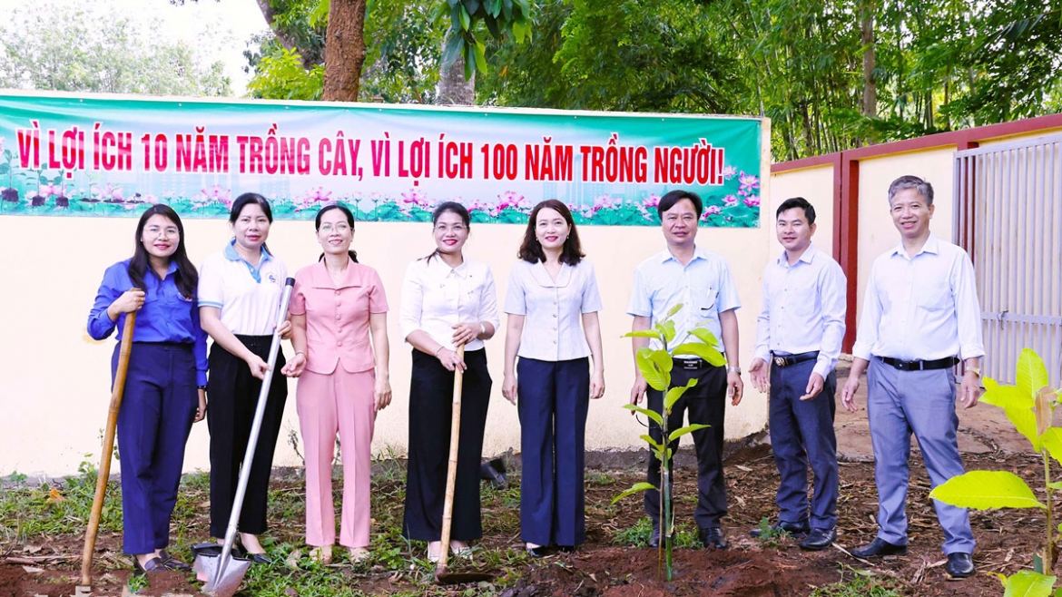 trong hang tram cay mang cut, thuan an quyet giu thuong hieu top 50 dac san viet nam hinh anh 5
