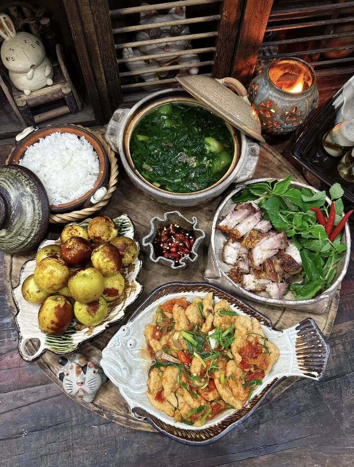me dam khoe mam com nha, chong cam on nho mang xa hoi nen duoc an ngon hinh anh 11