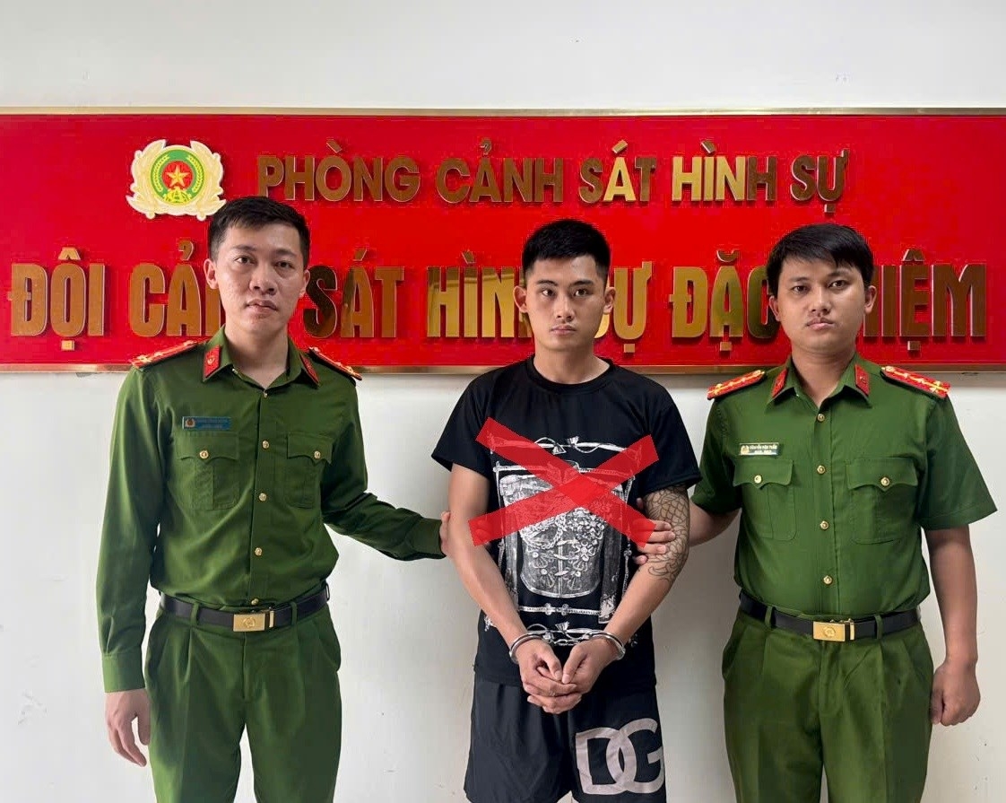 bat giu doi tuong truy na lan tron tai phuong viet hoa, hai phong hinh anh 1