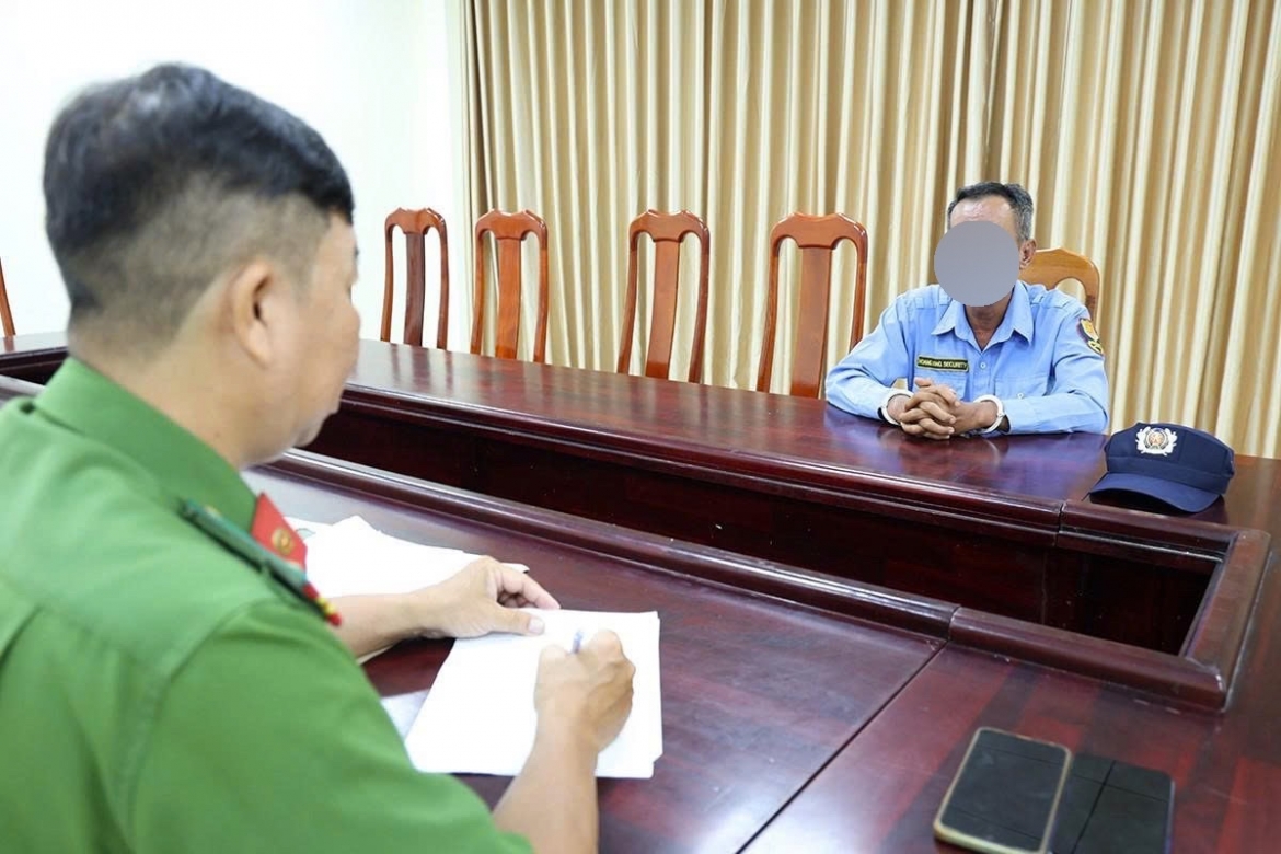 tam giu hinh su doi tuong trom dien thoai tai benh vien hinh anh 1