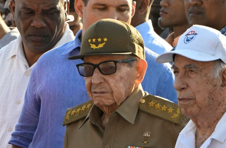 my du kien cong bo cao trang hinh su nham vao cuu chu tich cuba raul castro hinh anh 1