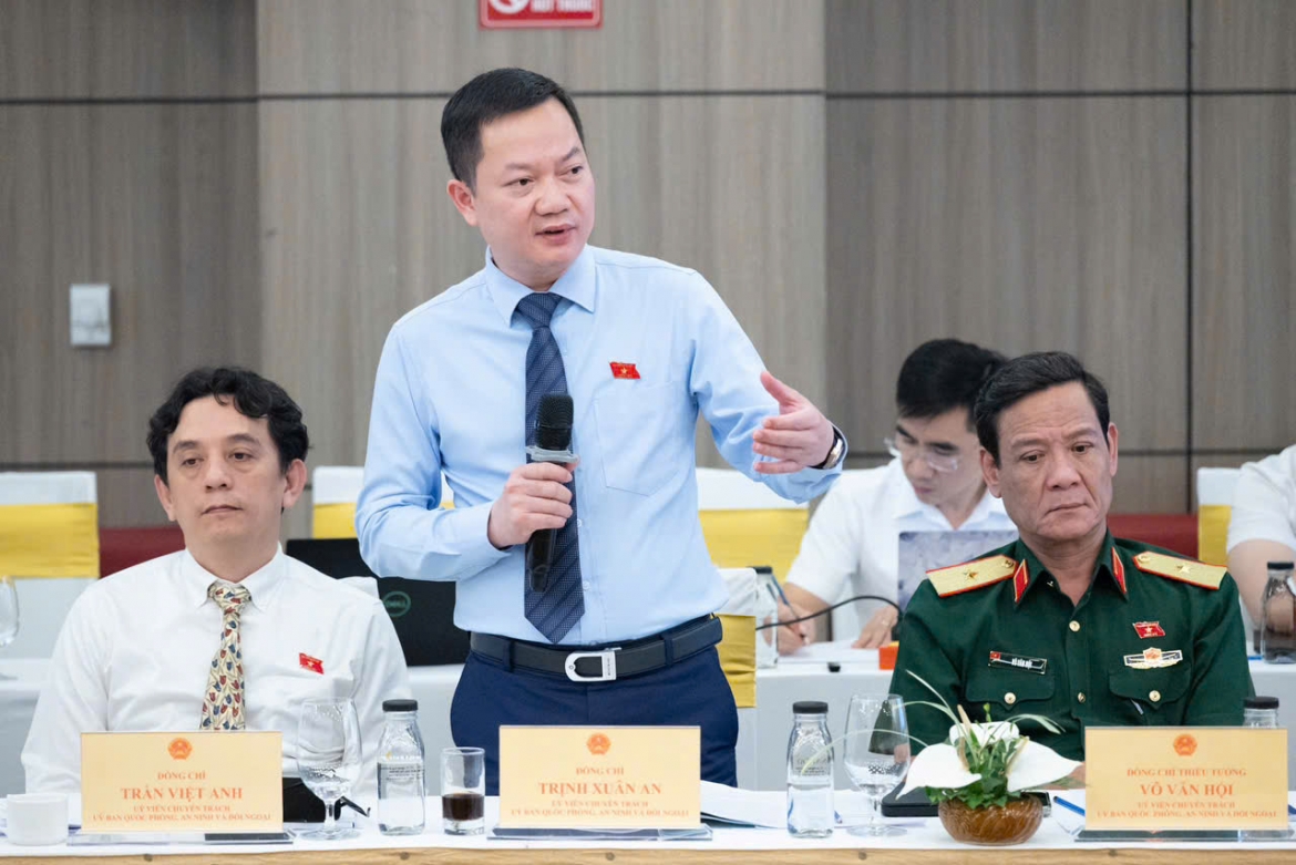  quoc phong manh de kien tao va bao ve khong gian phat trien cua dat nuoc hinh anh 1