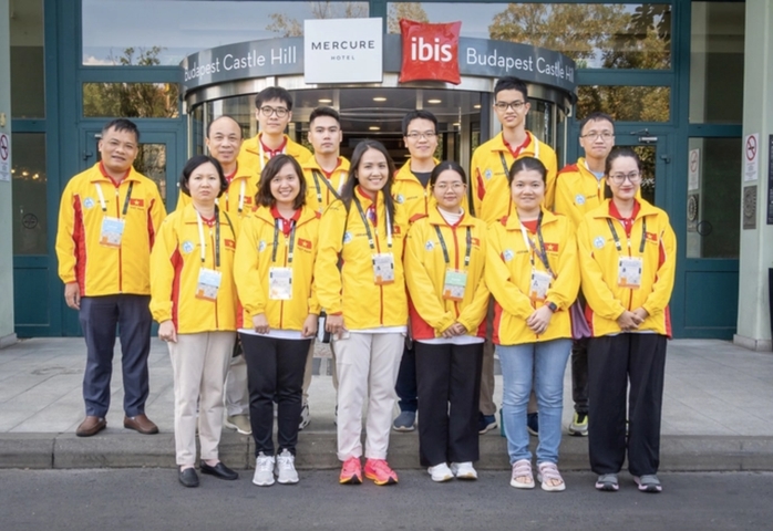 cuc tdtt noi gi ve lum xum chot danh sach Dt co vua viet nam du olympiad qua... nhom chat hinh anh 1