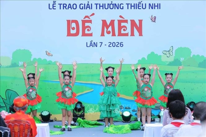 le trao giai thuong de men lan thu 7 - nam 2026 hinh anh 6