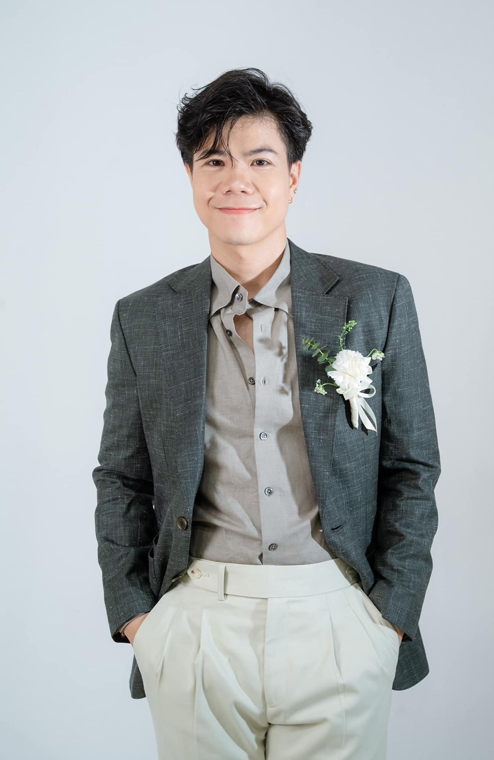 Dinh manh ninh, hoang dung thi anh trai vuot ngan chong gai mua 2 hinh anh 1