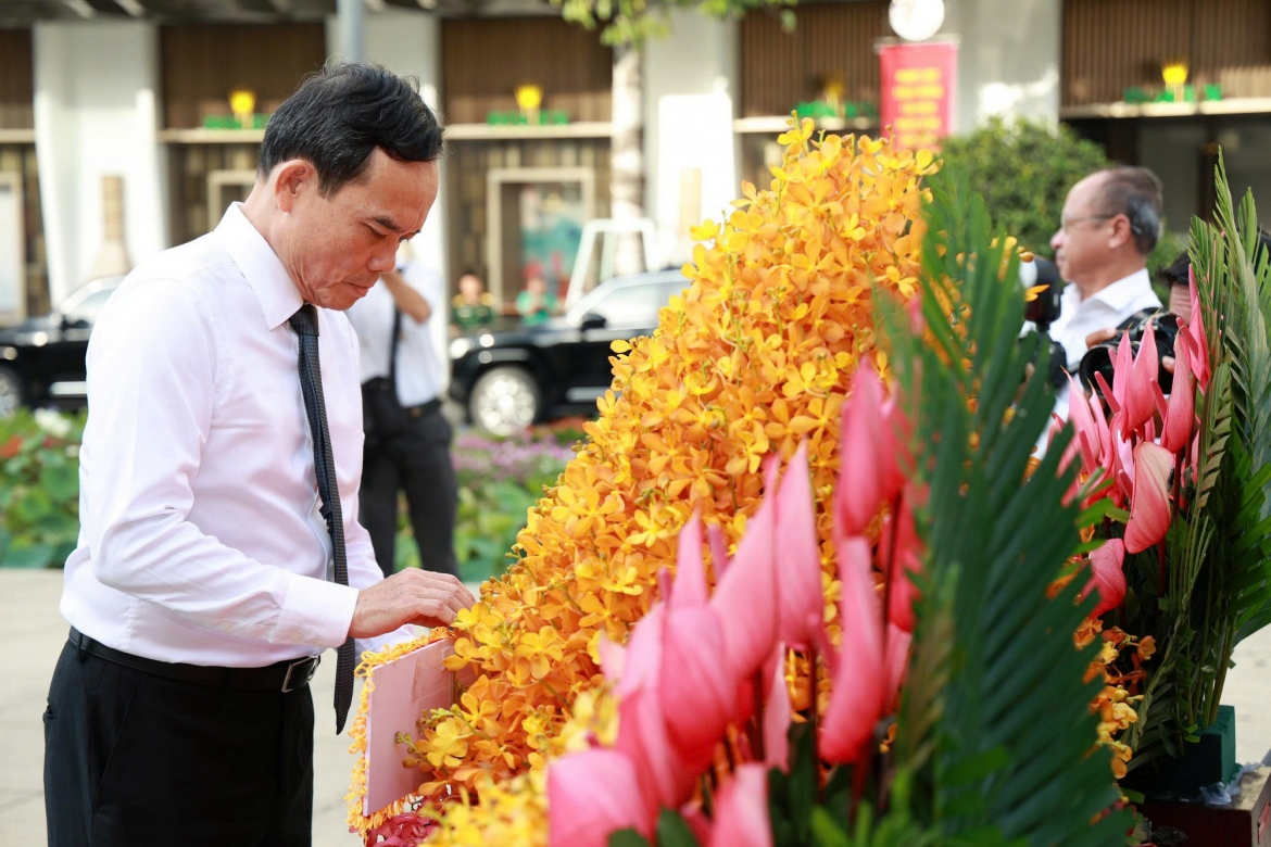 Nhiều hoạt động ý nghĩa kỷ niệm 136 năm Ngày sinh Chủ tịch Hồ Chí Minh