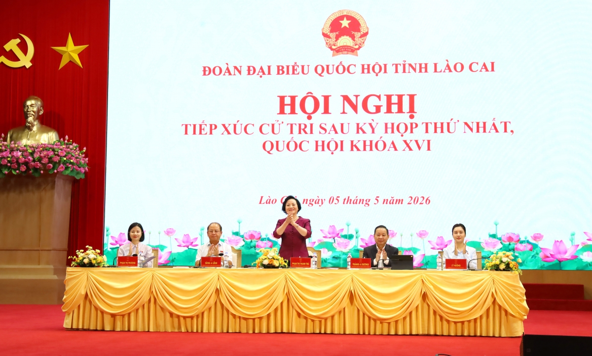 Phó Thủ tướng Phạm Thị Thanh Trà tiếp xúc cử tri tỉnh Lào Cai