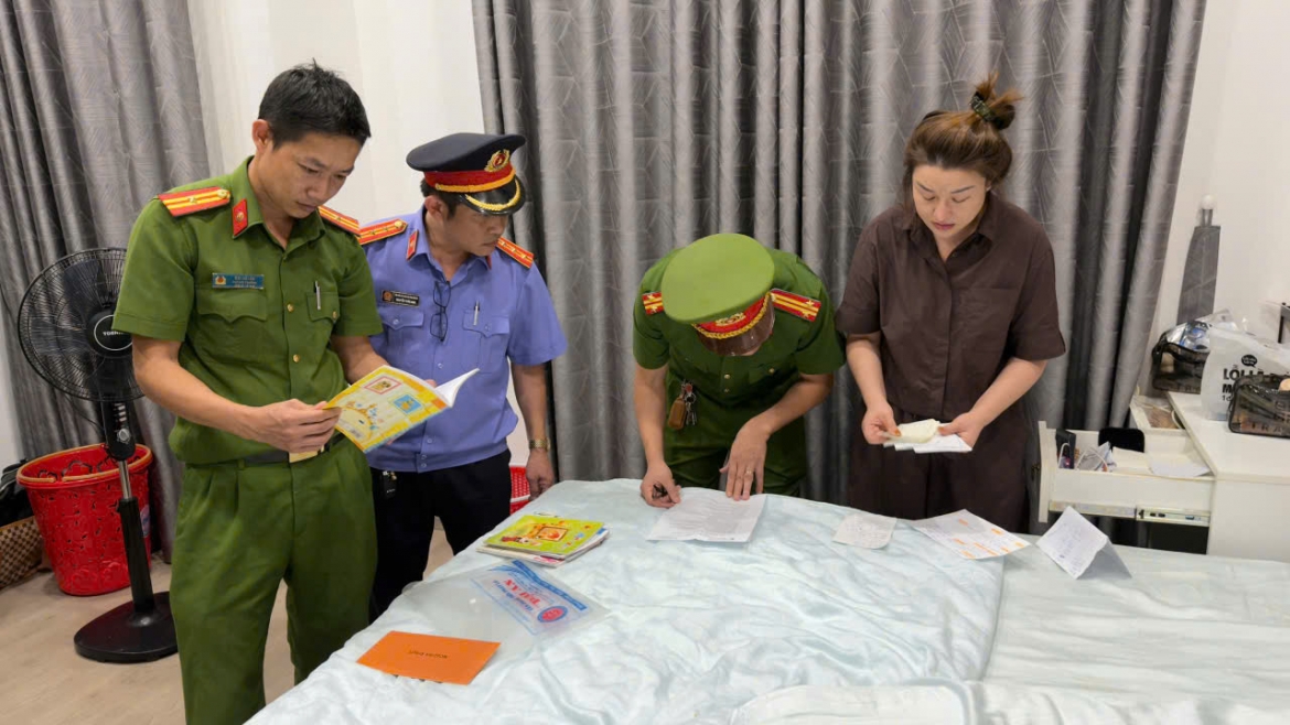 bat 2 doi tuong lua dao hon 300 ty dong tai Dak lak hinh anh 2