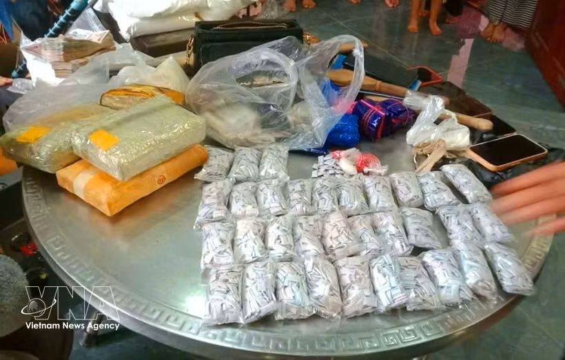 two cross-border drug rings busted, more than 23kg of drugs seized picture 1