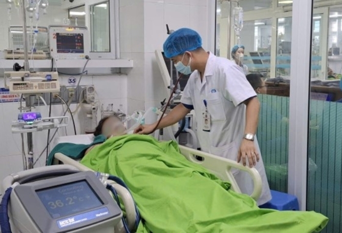 ngat giua dong sau 2 gio gat lua duoi nang gat hinh anh 1