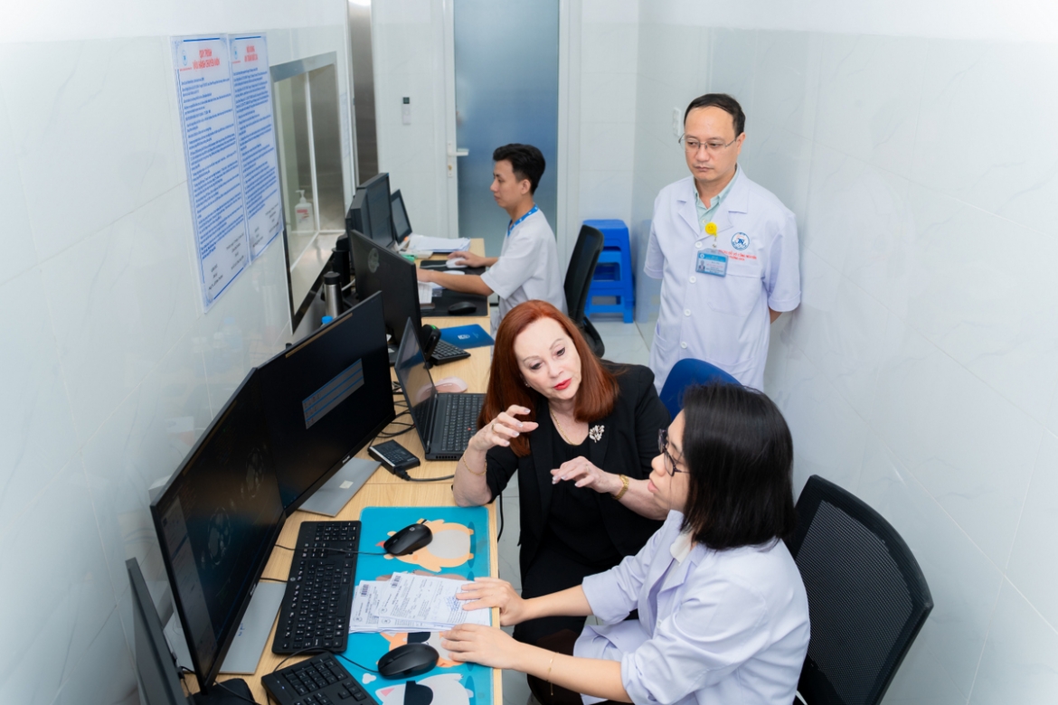 giai ma suc manh ai trong y te mo ra co hoi vang cuu song nguoi benh hinh anh 2