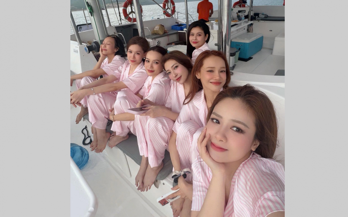 sao viet 6 5 lan phuong vo oa sau phuc tham, dan my nhan do sac ruc ro hinh anh 7