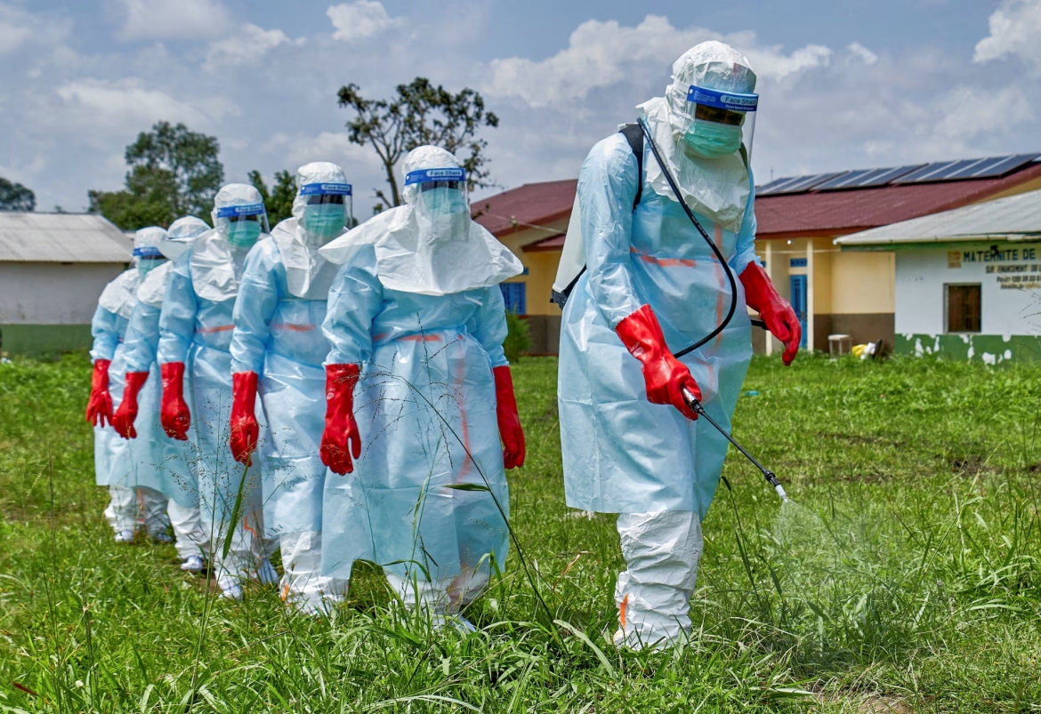 ha lan cach ly mot benh nhan nghi nhiem virus ebola hinh anh 1