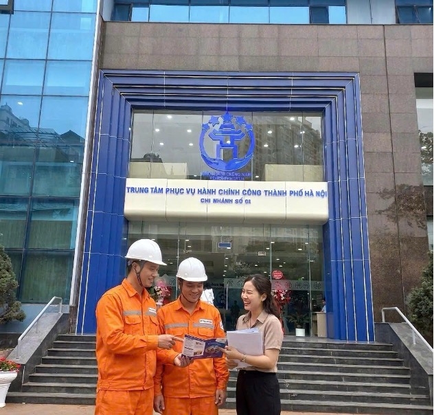 evnhanoi trien khai nhieu giai phap dam bao cung ung dien an toan, on dinh hinh anh 2