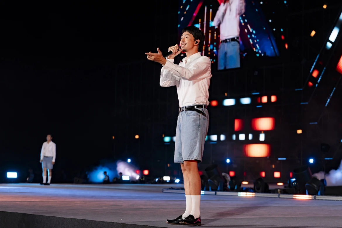 ha anh tuan, Den, hieuthuhai bung no trong dai tiec am nhac tai forestival 2026 hinh anh 1