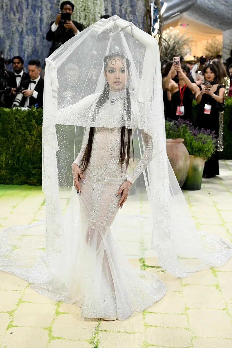 blackpink do sac dan my nhan quoc te tai met gala 2026 hinh anh 1