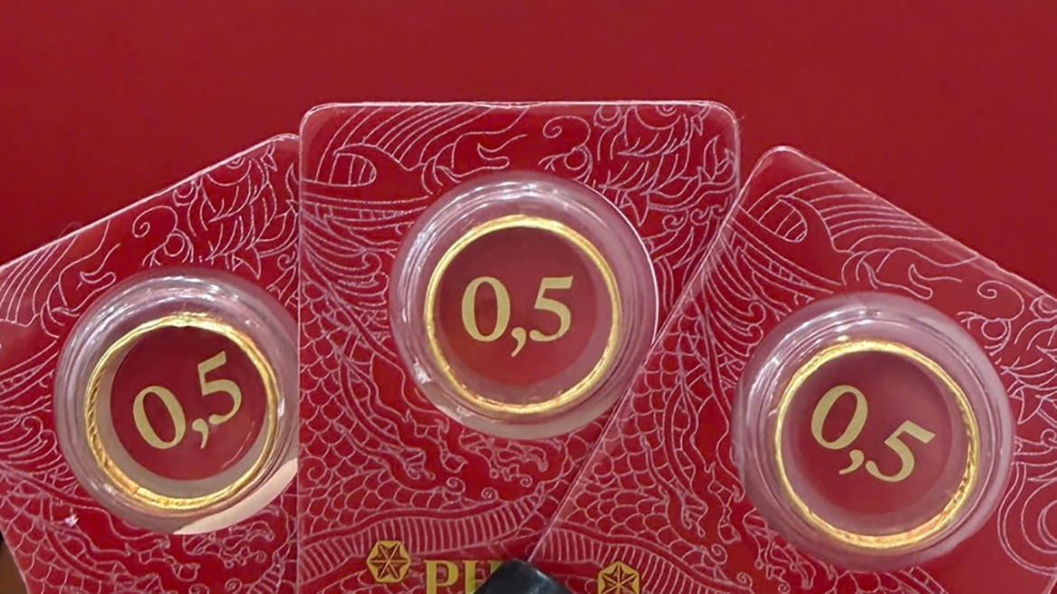 gia vang hom nay 26 5 vang the gioi di ngang o muc 4.570,1 usd oz hinh anh 1
