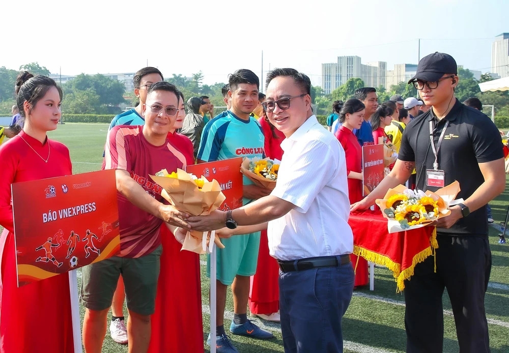 khai mac giai bong da cup nha bao va cong luan lan thu v nam 2026 hinh anh 3