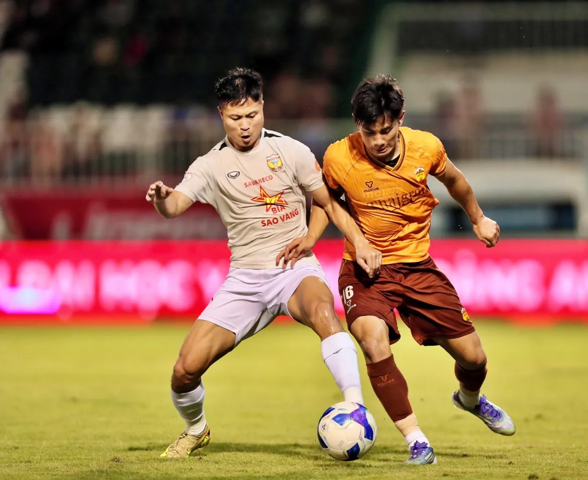sau vong 23 v-league 2025 2026 cahn vo dich som truoc 3 vong dau hinh anh 2