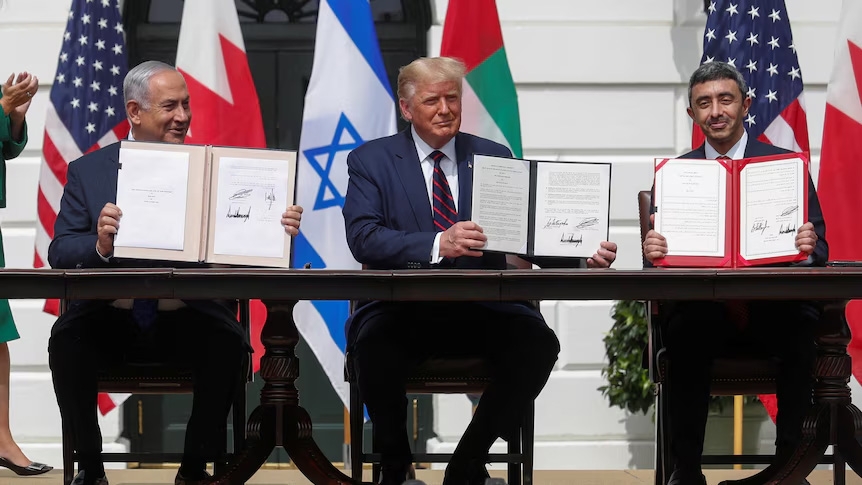 vi sao ong trump muon gan hiep dinh abraham voi thoa thuan iran hinh anh 1